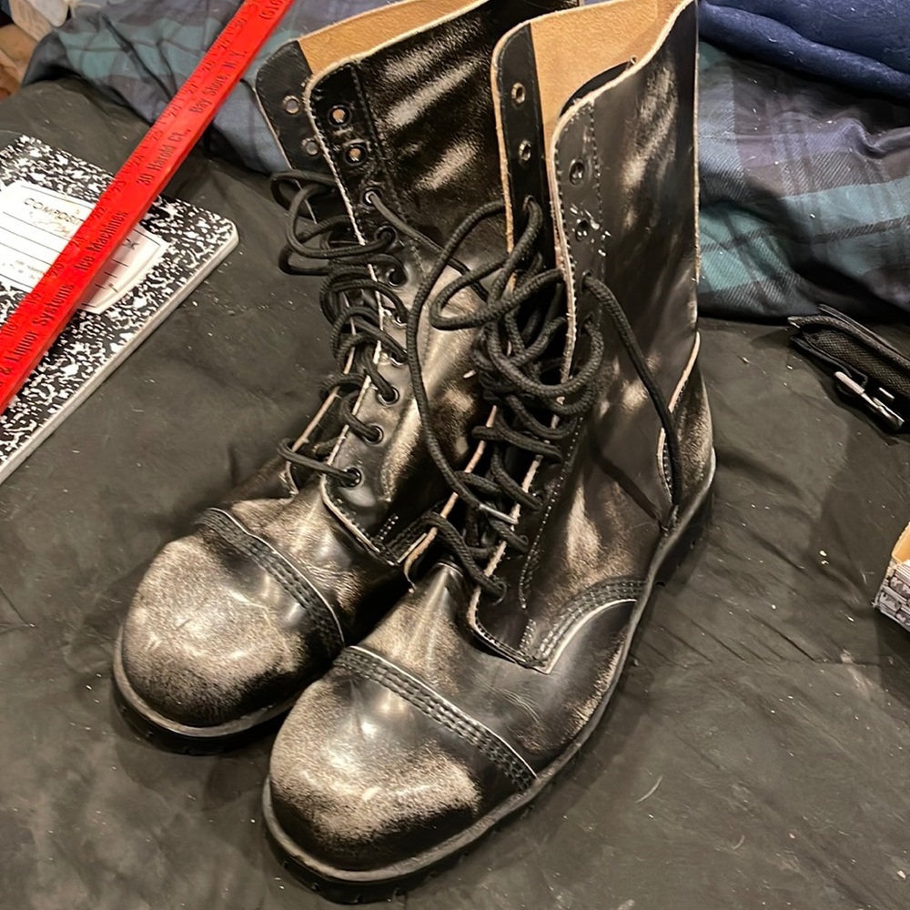 London Underground punk Roni boots mens 12 never worn